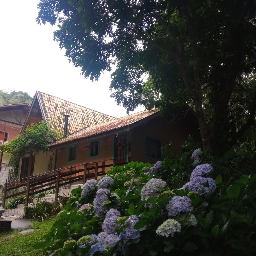 Casa Aconchegante Na Serra. Santo Antonio do Pinhal Bagian luar foto