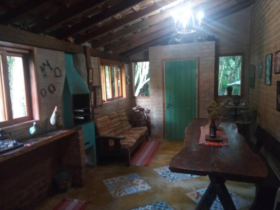Casa Aconchegante Na Serra. Santo Antonio do Pinhal Bagian luar foto