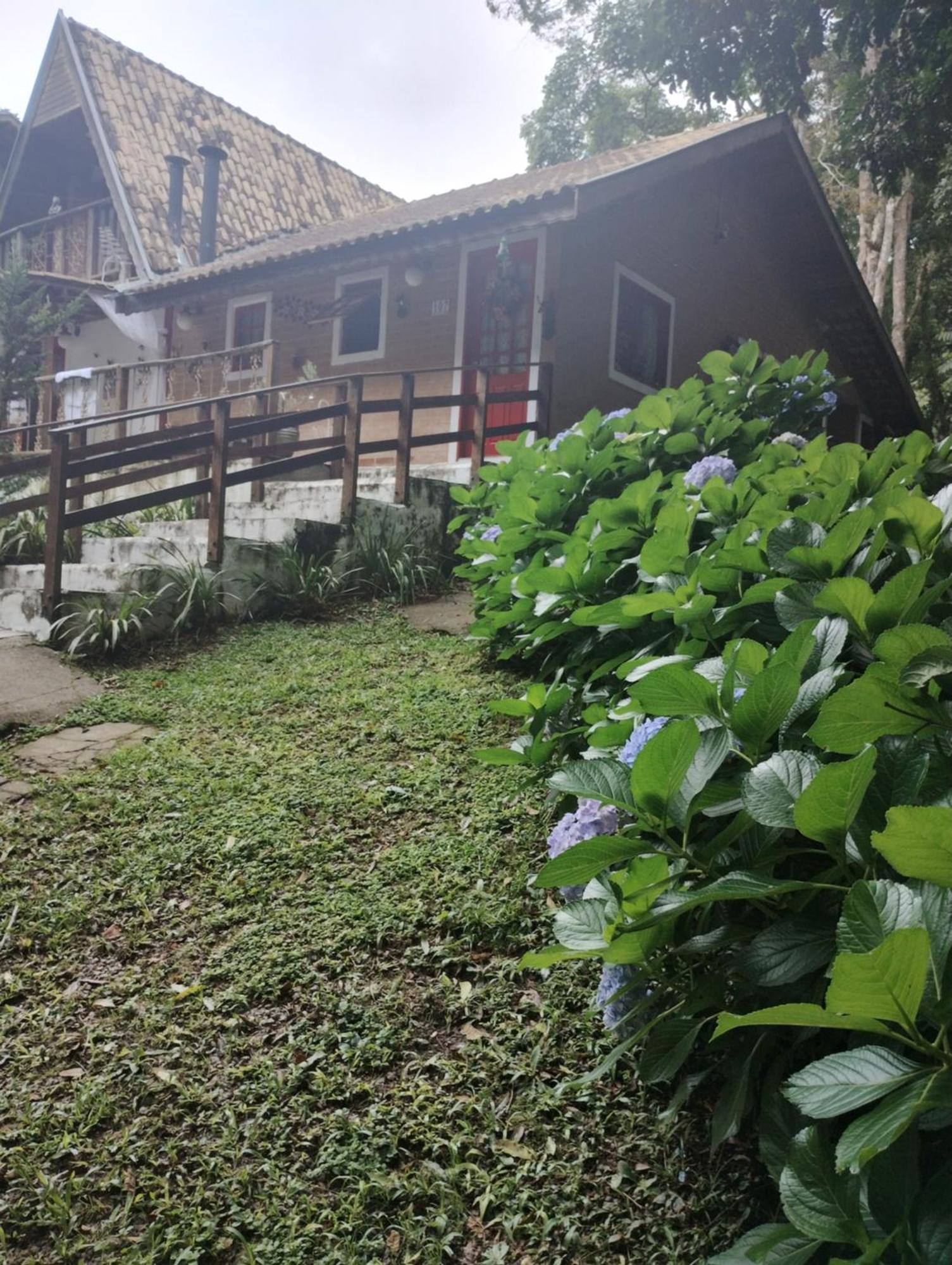 Casa Aconchegante Na Serra. Santo Antonio do Pinhal Bagian luar foto